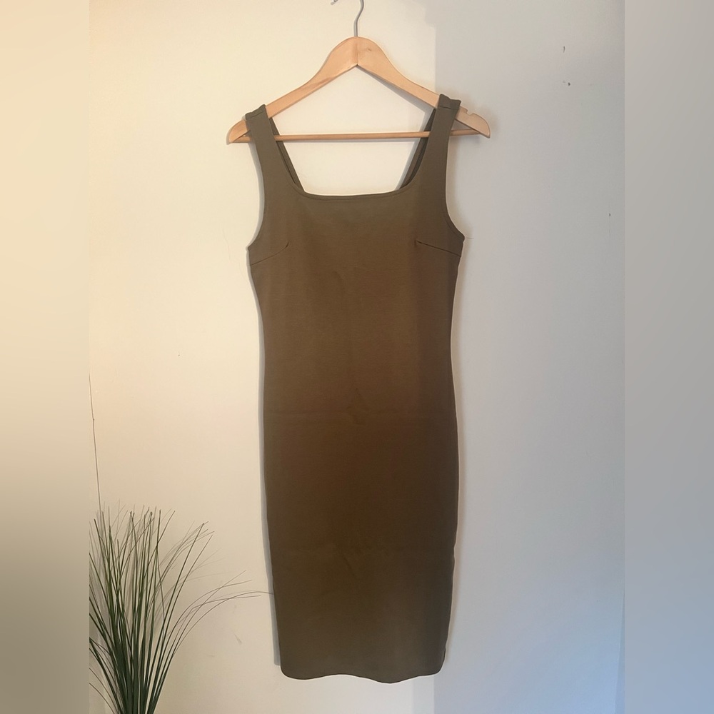 FOREVER 21 DRESS